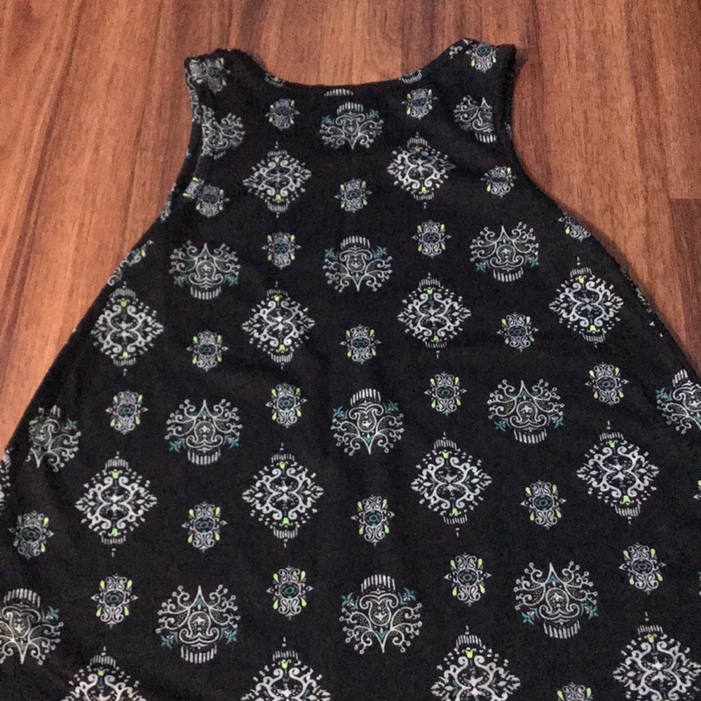 Black Tank Top - Picture 2 of 3